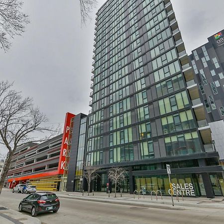 Luxury Skyline Condo In Downtown Free 24/7 Parking Winnipeg Kültér fotó