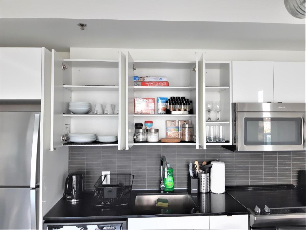 Luxury Skyline Condo In Downtown Free 24/7 Parking Winnipeg Kültér fotó