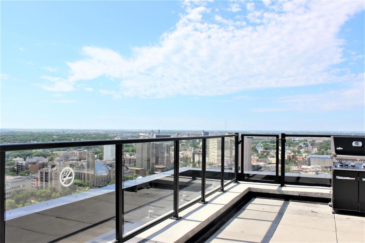 Luxury Skyline Condo In Downtown Free 24/7 Parking Winnipeg Kültér fotó
