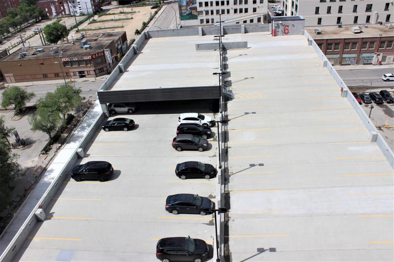 Luxury Skyline Condo In Downtown Free 24/7 Parking Winnipeg Kültér fotó